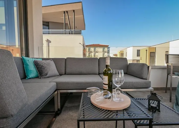Two Bedroom Blue Sea Apartman *