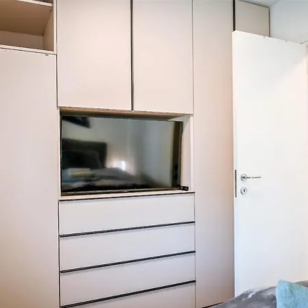 Two Bedroom Blue Sea Malinska