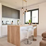 Two Bedroom Blue Sea מאלינסקה